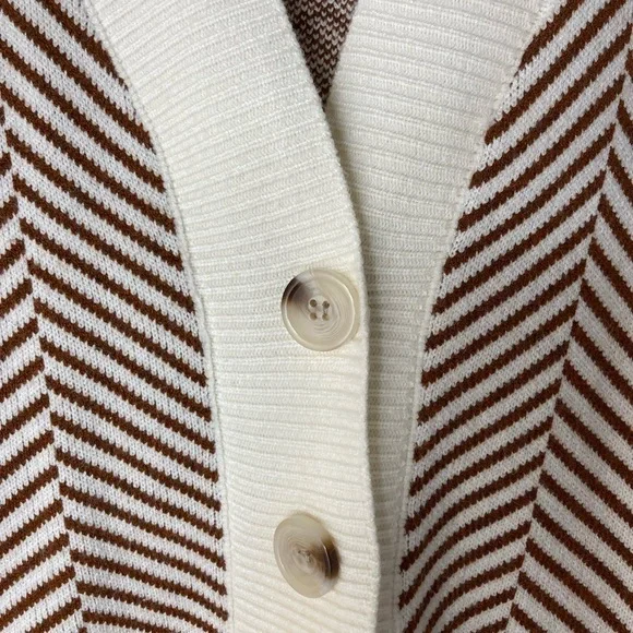 Brown and Cream Chevron Cardigan - Picture 4 of 9